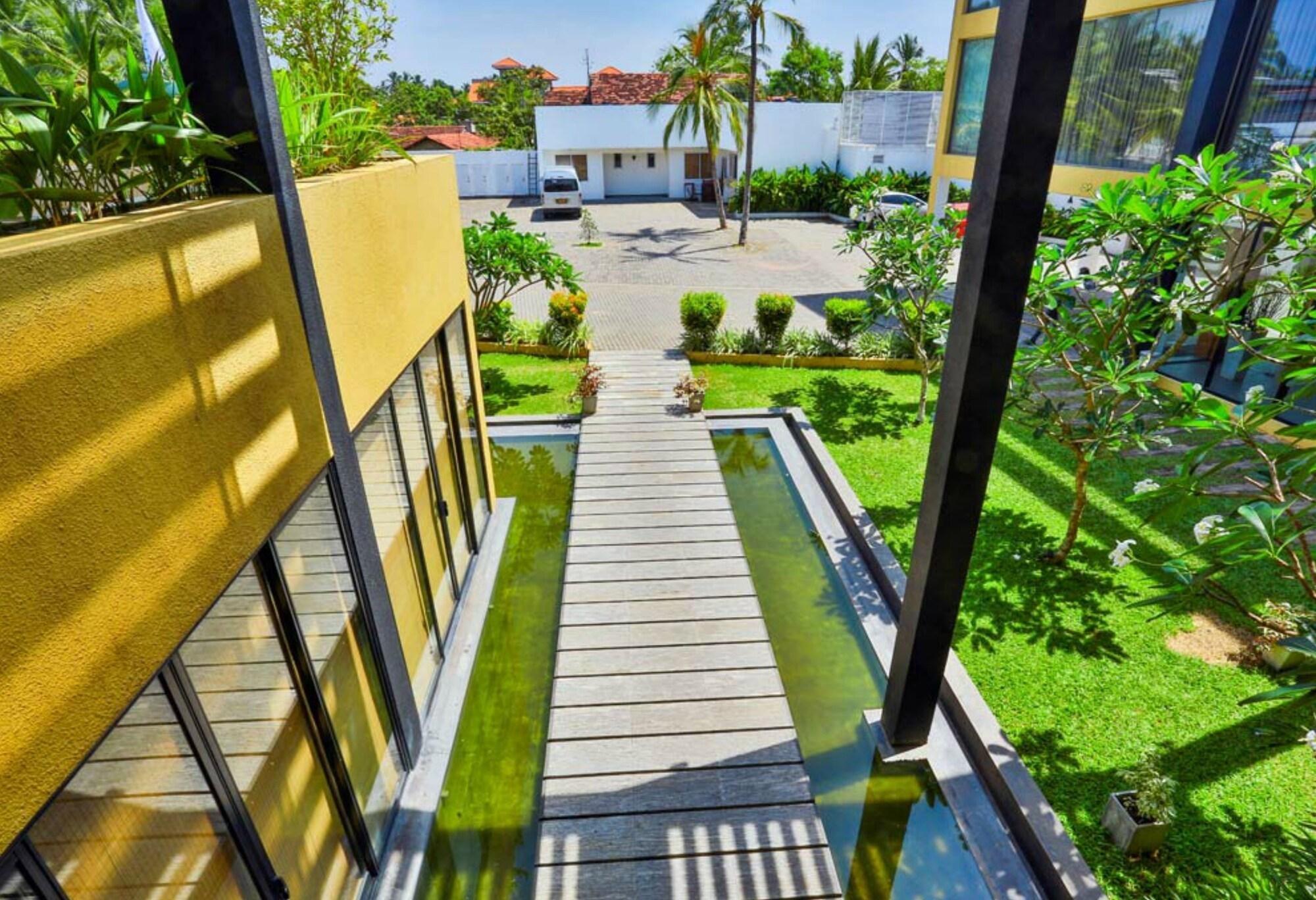 Amagi Aria Airport Transit Hotel Negombo Dış mekan fotoğraf