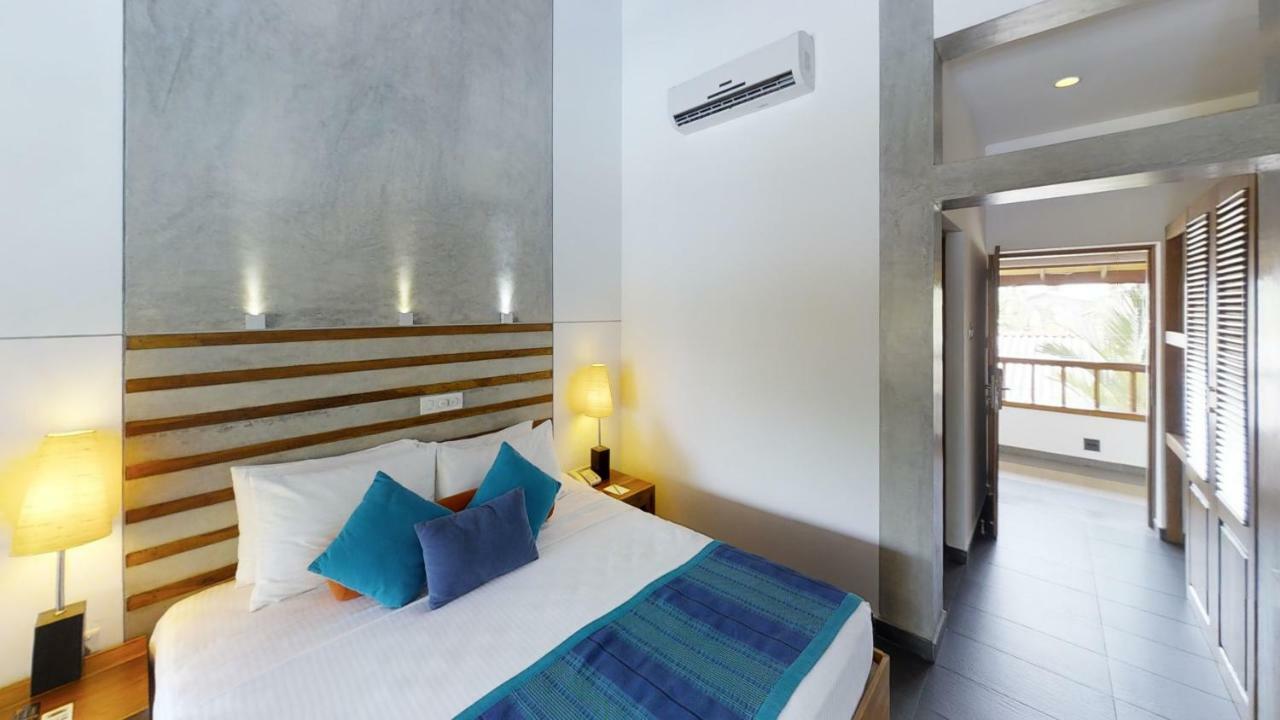 Amagi Aria Airport Transit Hotel Negombo Dış mekan fotoğraf