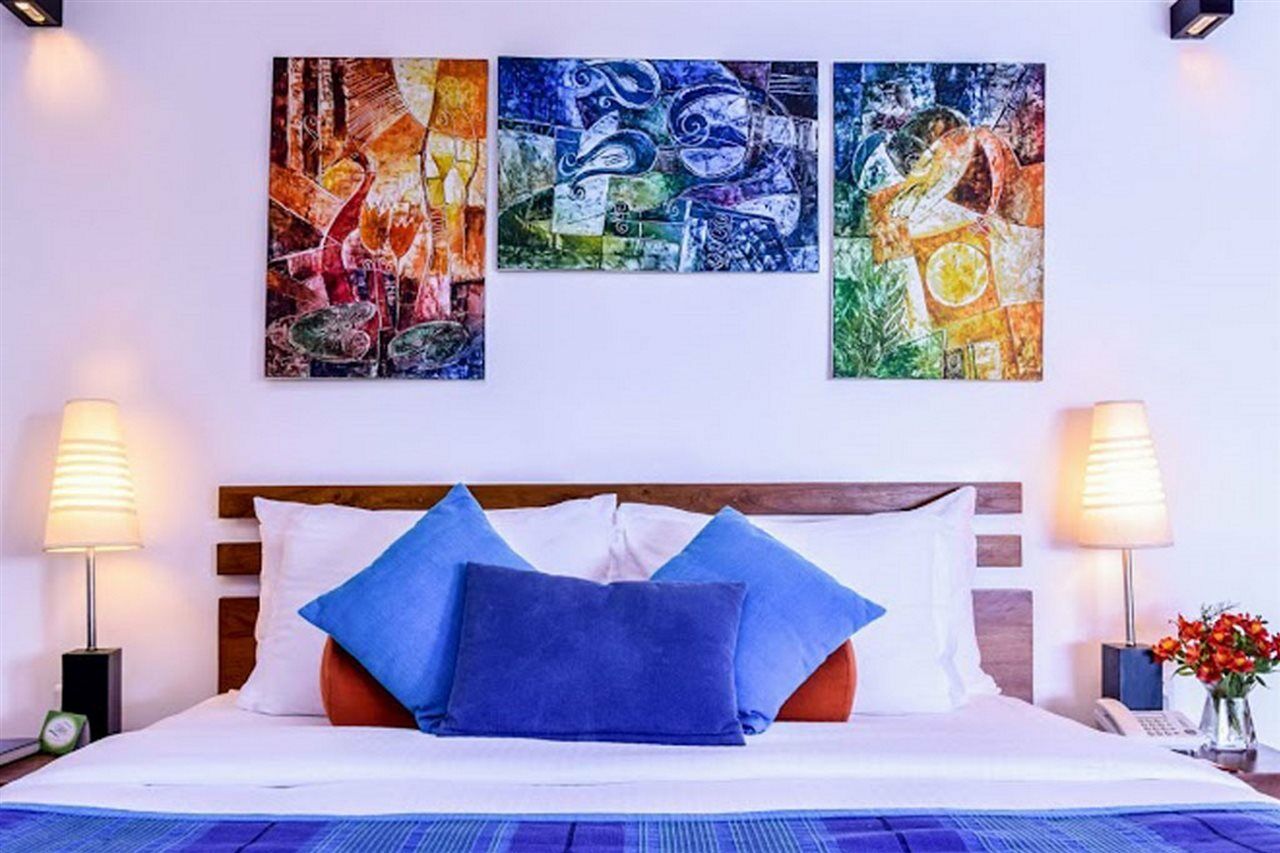 Amagi Aria Airport Transit Hotel Negombo Dış mekan fotoğraf